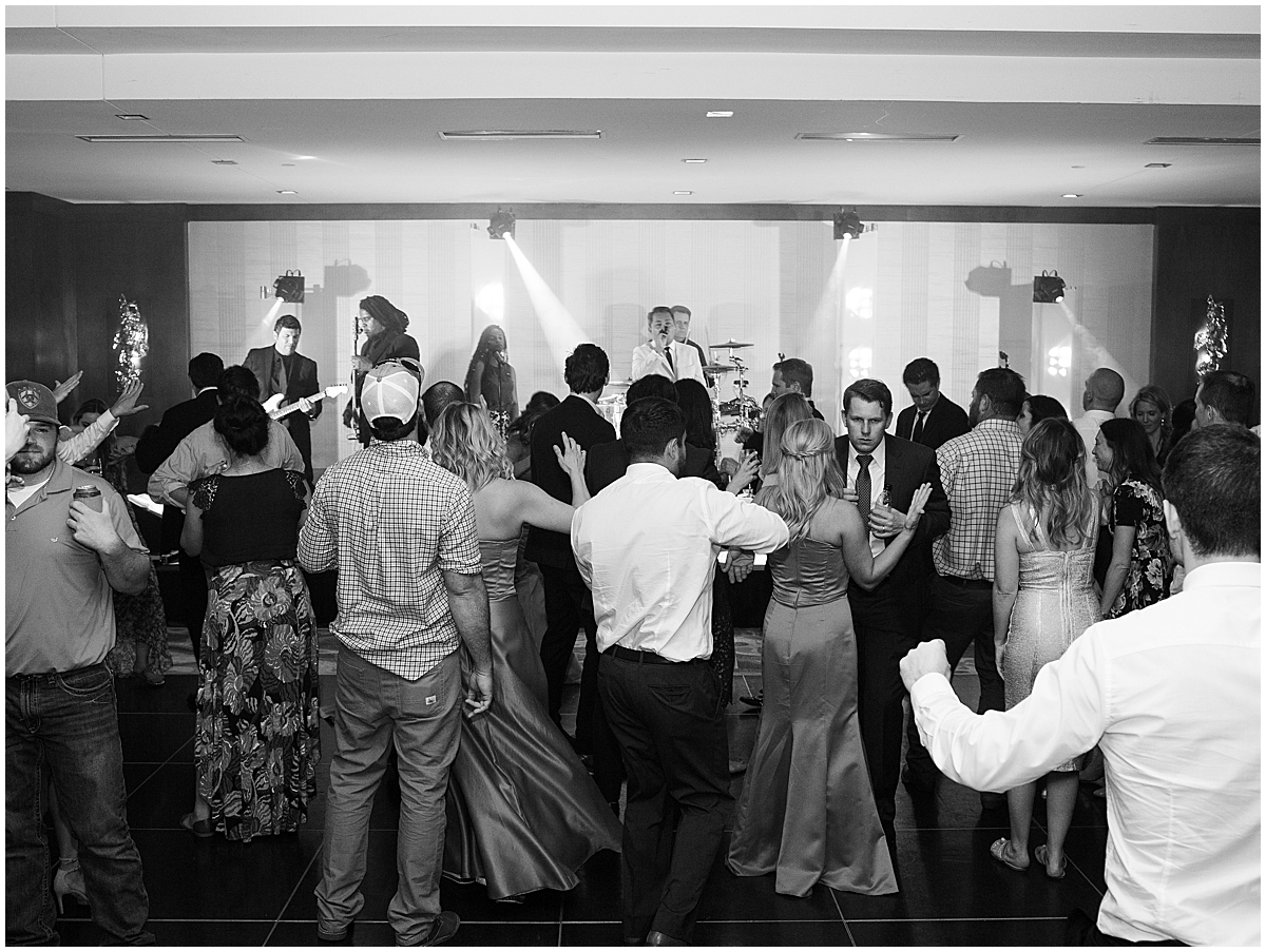 Reception dancing band | Perkins Chapel SMU Wedding Dallas Texas Photographer Mary Talamantes