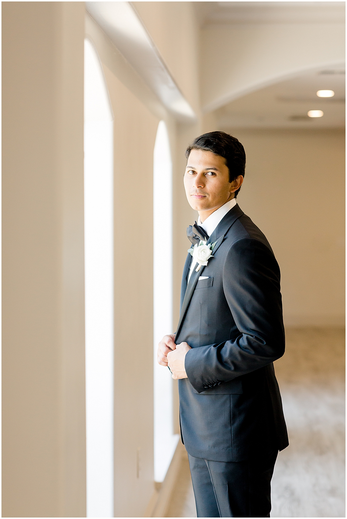 Groom portraits | Knotting Hill Wedding Little Elm Texas Photography by Mary Talamantes